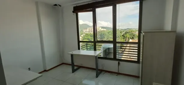 Sala Comercial para alugar, 27m² no Freguesia (Jacarepaguá), Rio de Janeiro