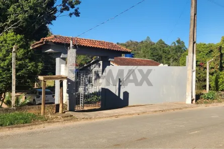 Fazenda/Sítio com 3 Quartos à venda, 110m² no Centro, Monte Sião