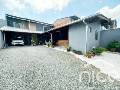 Casa com 2 Quartos à venda, 163m² no Santa Regina, Itajaí