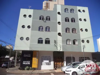 Apartamento com 2 Quartos para alugar, 90m² no Centro, Cascavel