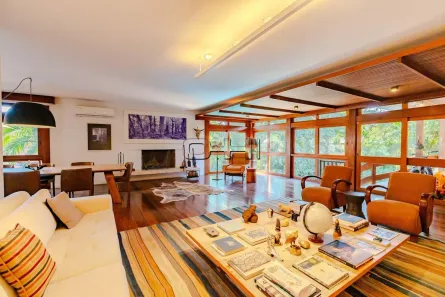 Casa com 5 Quartos para alugar, 700m² no Alto de Pinheiros, São Paulo