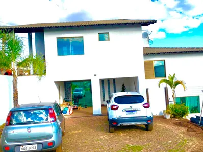 Casa de Condomínio com 4 Quartos à venda, 387m² no Balneário Água Limpa, Nova Lima