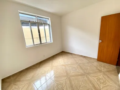 Casa com 3 Quartos para alugar, 100m² no Nossa Senhora das Graças, Juiz de Fora