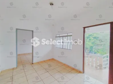 Casa com 2 Quartos para alugar, 75m² no Vila Bocaina, Mauá
