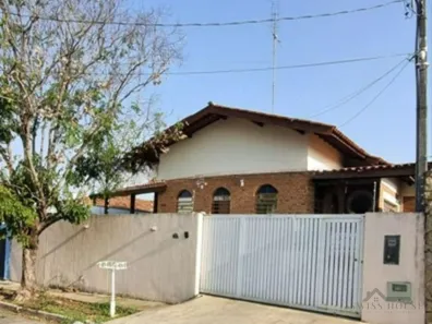 Casa com 3 Quartos à venda, 233m² no Parque São Quirino, Campinas