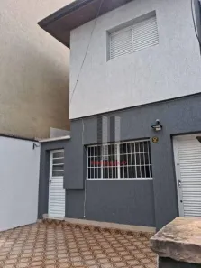 Sobrado com 2 Quartos para alugar, 120m² no Vila Cláudia, São Paulo