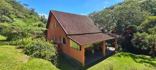 Casa de Condomínio com 4 Quartos à venda, 600m² no Vargem Grande, Teresópolis