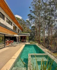 Casa de Condomínio com 4 Quartos à venda, 360m² no Corrêas, Petrópolis