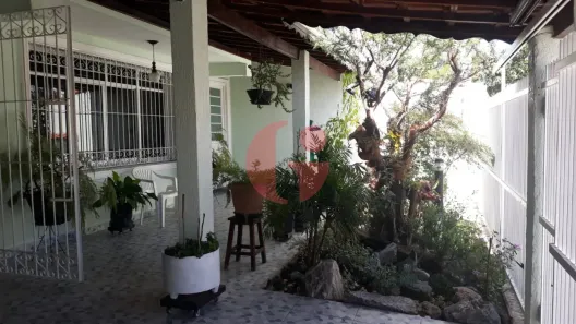 Imóvel Comercial à venda, 130m² no Parque Industrial, São José dos Campos