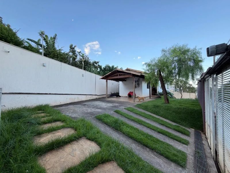 Casa com 3 quartos — Trevo, Belo Horizonte
