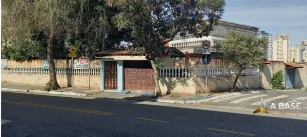 Lote/Terreno à venda, 656m² no Vila Romero, São Paulo