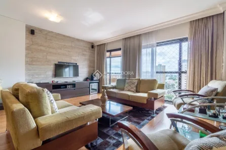 Apartamento com 3 Quartos à venda, 154m² no Água Verde, Curitiba