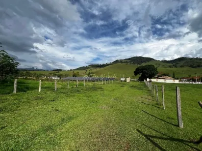 Lote/Terreno à venda, 951m² no , São Bento do Sapucaí