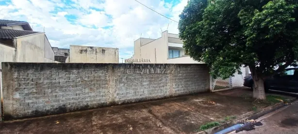 Lote/Terreno à venda, 250m² no Jardim Prefeito Milton Menezes, Londrina