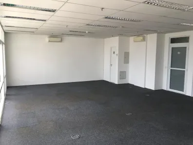 Sala Comercial para venda ou aluguel, 84m² no Cidade Monções, São Paulo