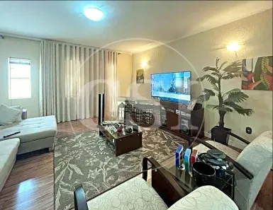 Casa com 3 Quartos à venda, 179m² no Parque São Quirino, Campinas