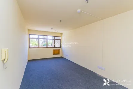 Sala Comercial para alugar, 32m² no Floresta, Porto Alegre
