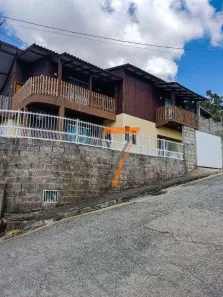 Casa com 4 Quartos à venda, 198m² no Fundos, Biguaçu