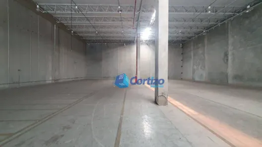 Galpão/Depósito/Armazém para alugar, 1715m² no Distrito Industrial, Jundiaí