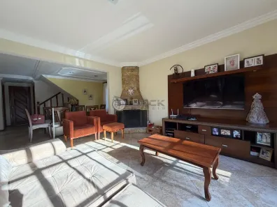 Casa com 4 Quartos à venda, 171m² no Cascata do Imbuí, Teresópolis
