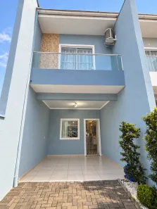 Sobrado com 2 Quartos à venda, 74m² no Espinheiros, Joinville
