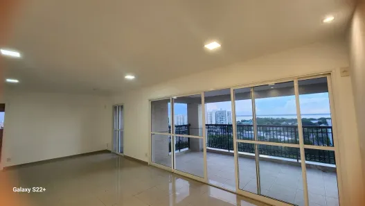 Apartamento com 3 Quartos para alugar, 169m² no Ponta Negra, Manaus