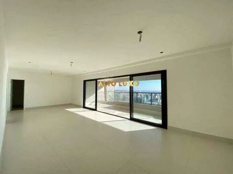 Apartamento com 4 quartos — Santo Antônio, Belo Horizonte