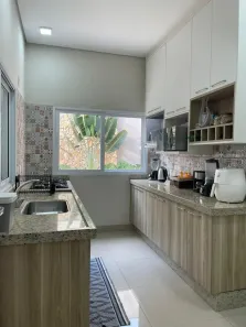 Sobrado com 3 Quartos à venda, 236m² no Swiss Park, Campinas