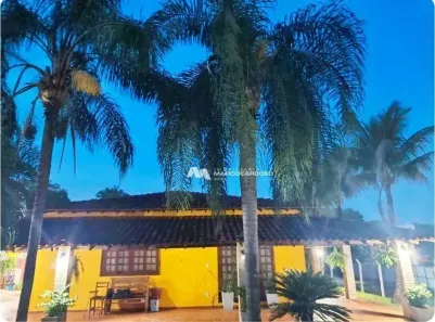 Fazenda/Sítio com 4 Quartos à venda, 300m² no Centro, Bady Bassitt