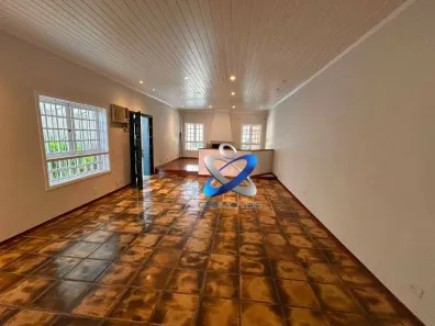Casa com 3 Quartos para alugar, 305m² no Vila Ema, São José dos Campos