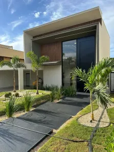 Casa com 4 Quartos à venda, 225m² no Condomínio do Lago, Goiânia