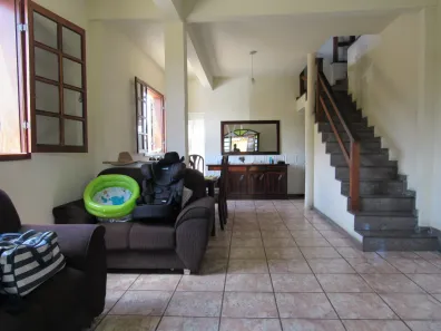 Casa com 4 Quartos à venda, 167m² no Caiçaras, Belo Horizonte