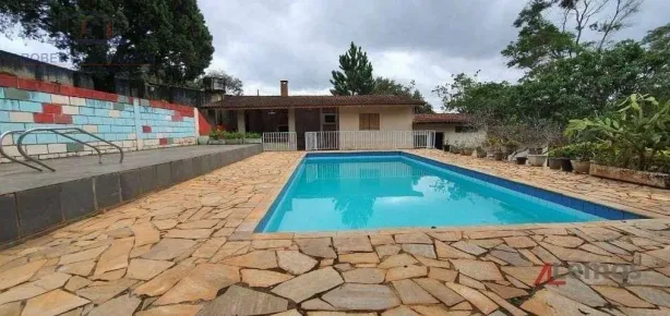 Fazenda/Sítio com 3 Quartos à venda, 500m² no Vila Santista, Atibaia