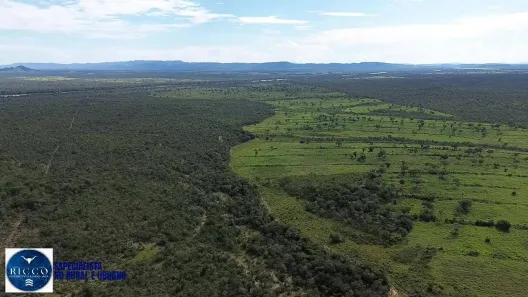 Lote/Terreno à venda, 1076m² no Setor Central, Paranã