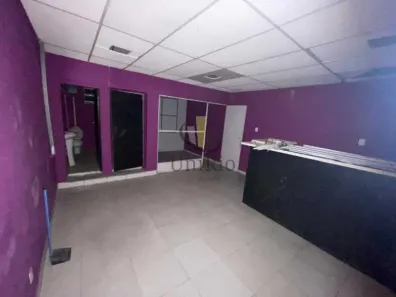 Sala Comercial à venda, 100m² no Santa Cruz, Rio de Janeiro