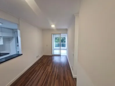 Apartamento com 3 Quartos para alugar, 69m² no Vila Anastácio, São Paulo