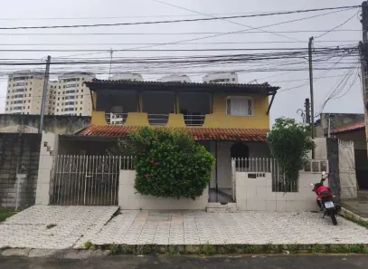 Casa com 4 Quartos à venda, 279m² no Ponto Novo, Aracaju