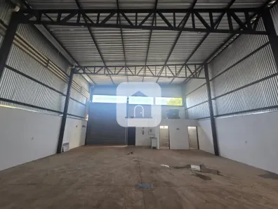 Galpão/Depósito/Armazém à venda, 290m² no Daniel Fonseca, Uberlândia