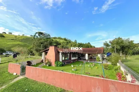 Fazenda/Sítio com 6 Quartos à venda, 350m² no , Bocaiúva do Sul