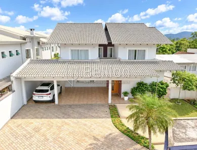 Casa com 5 Quartos à venda, 382m² no Fortaleza, Blumenau