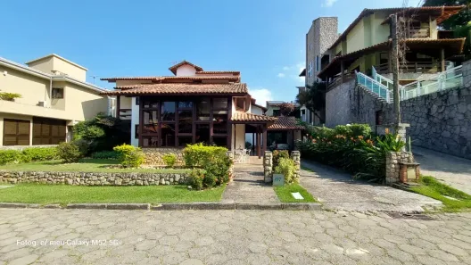 Casa de Condomínio com 5 Quartos à venda, 600m² no Piratininga, Niterói