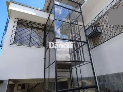 Casa com 3 Quartos à venda, 193m² no Campos Elíseos, Taubaté