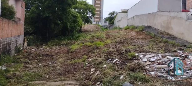 Lote/Terreno à venda, 775m² no Tingui, Curitiba