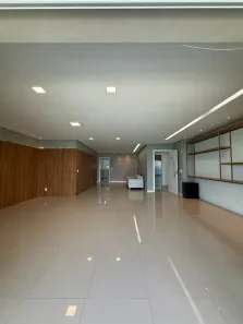 Apartamento com 4 Quartos para alugar, 226m² no Guaxuma, Maceió