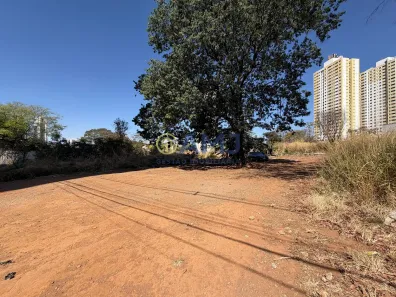 Lote/Terreno à venda, 801m² no Vila Rosa, Goiânia