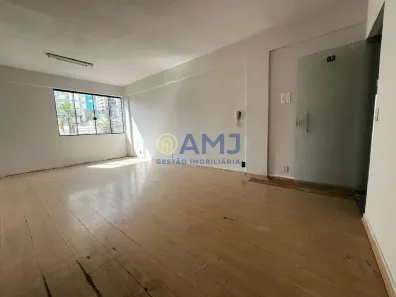 Sala Comercial para alugar, 28m² no Setor Bueno, Goiânia