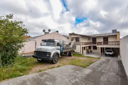 Sobrado com 2 Quartos à venda, 144m² no Xaxim, Curitiba