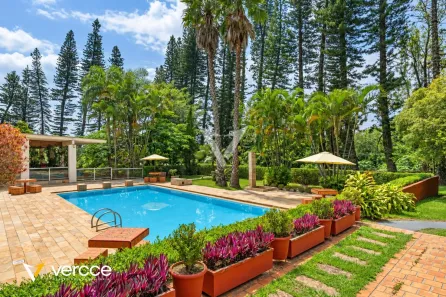 Fazenda/Sítio com 6 Quartos à venda, 939m² no Loteamento Cambaiuva, Jundiaí