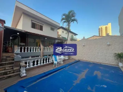 Sobrado com 3 Quartos à venda, 315m² no Vila Galvão, Guarulhos