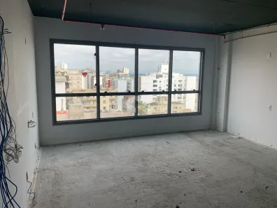 Sala Comercial à venda, 40m² no Independência, Porto Alegre